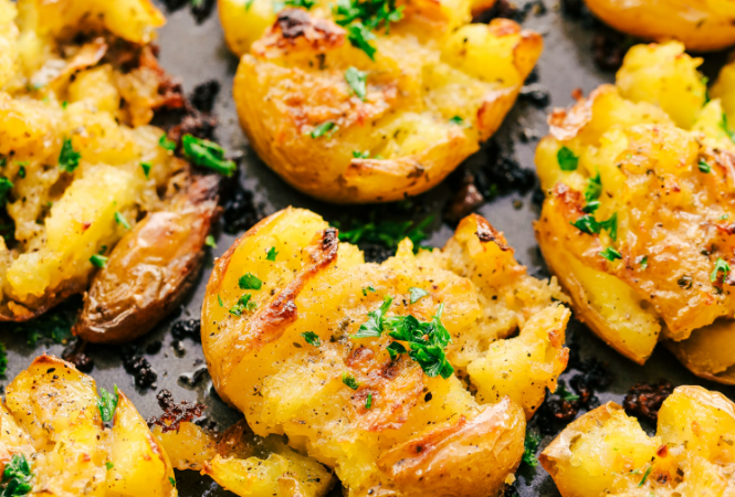 Perfectly Crispy Garlic Mashed Potatoes