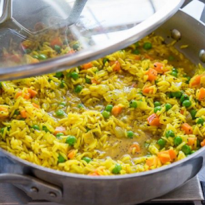 Vegetable Rice is Perfect For an Easy Weeknight Dinner.