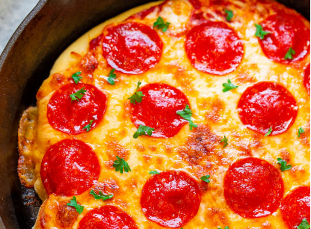 Skillet Pizza Is Ready in Just 10 Minutes