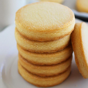 Mouthwatering, Buttery and Melt In Your Mouth Cookies