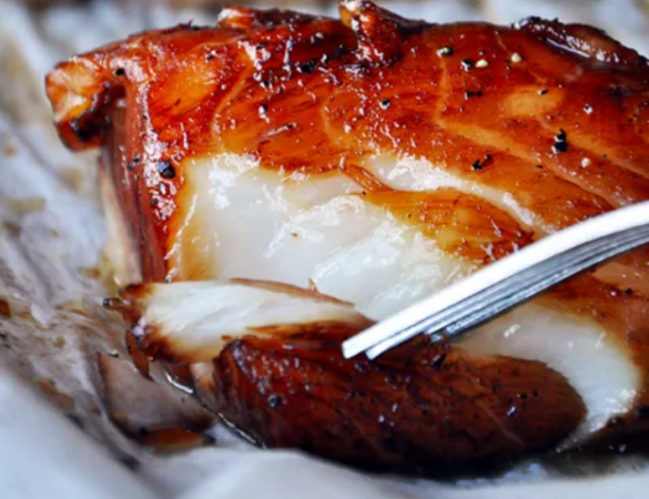 Baked Honey-Marinated Fish