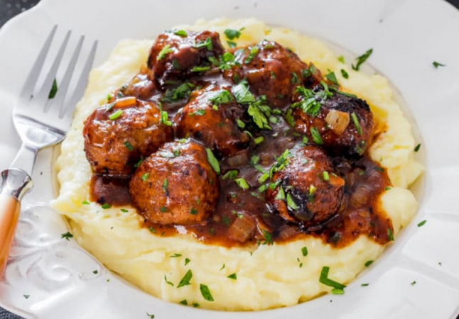 Meatballs and Mashed Potatoes