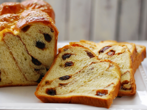 Cinnamon Raisin Bread - Kitchen Cookbook