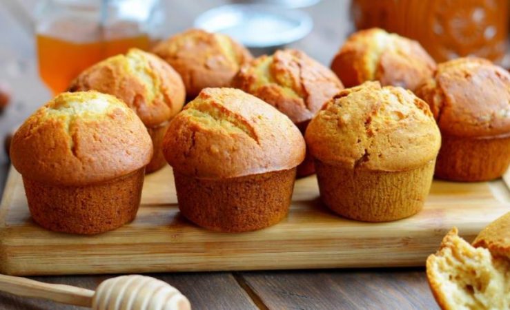 Soft and Fluffy Honey Cupcakes