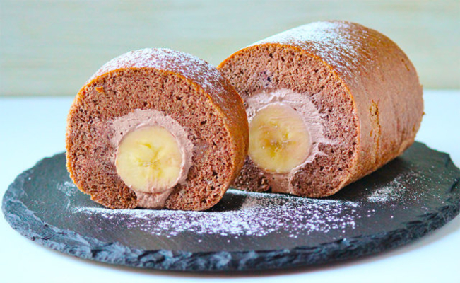 Chocolate Banana Swiss Roll Cake