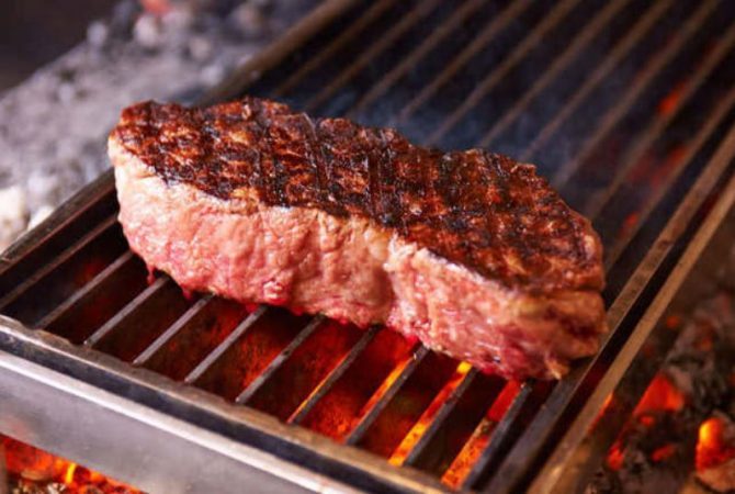 Perfect Grilled Steak with Salt and Pepper