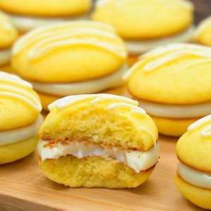 Delicious Lemon Biscuits with Filling