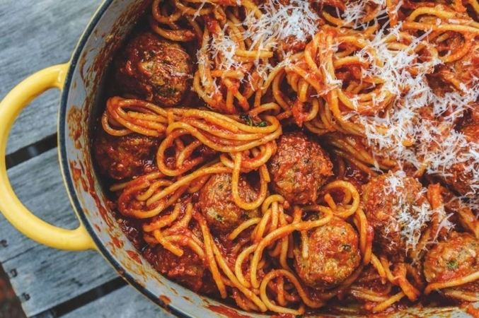One Pan Spaghetti and Meatballs