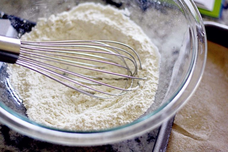 How to Knead The Dough Without a Stand Mixer Kitchen Cookbook