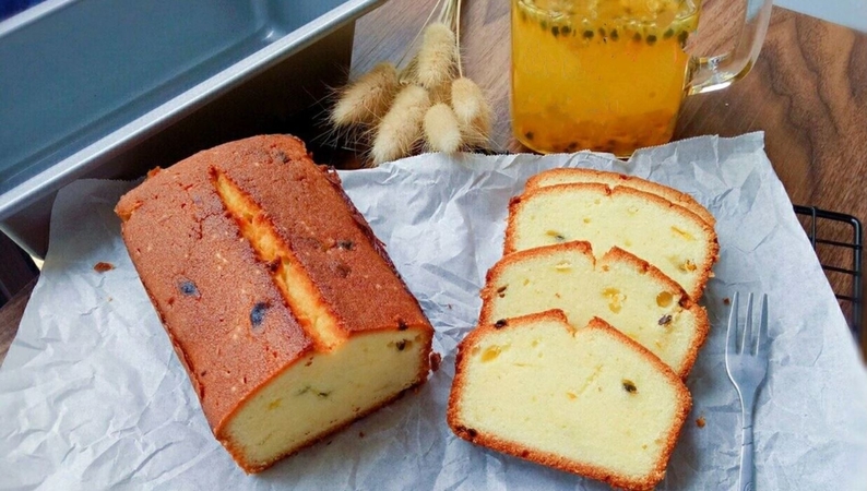 Passion Fruit Pound Cake