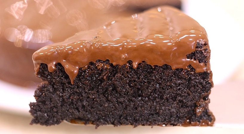 3 Ingredient Chocolate Cake