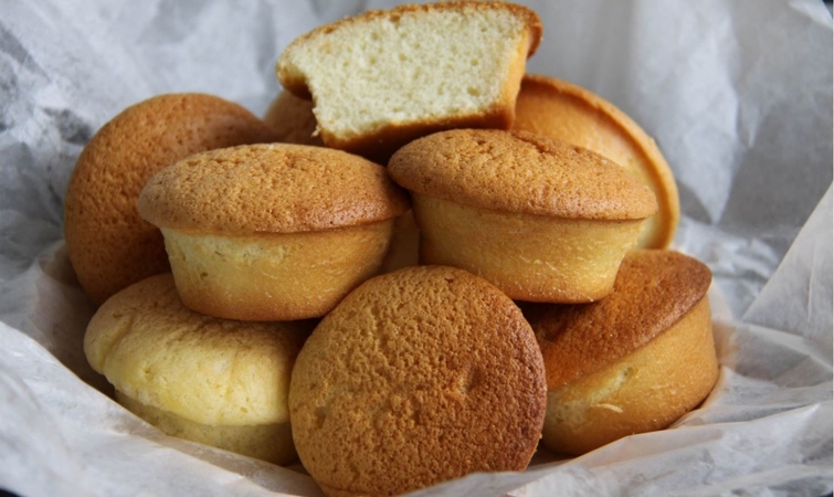 Butter Cake Muffins
