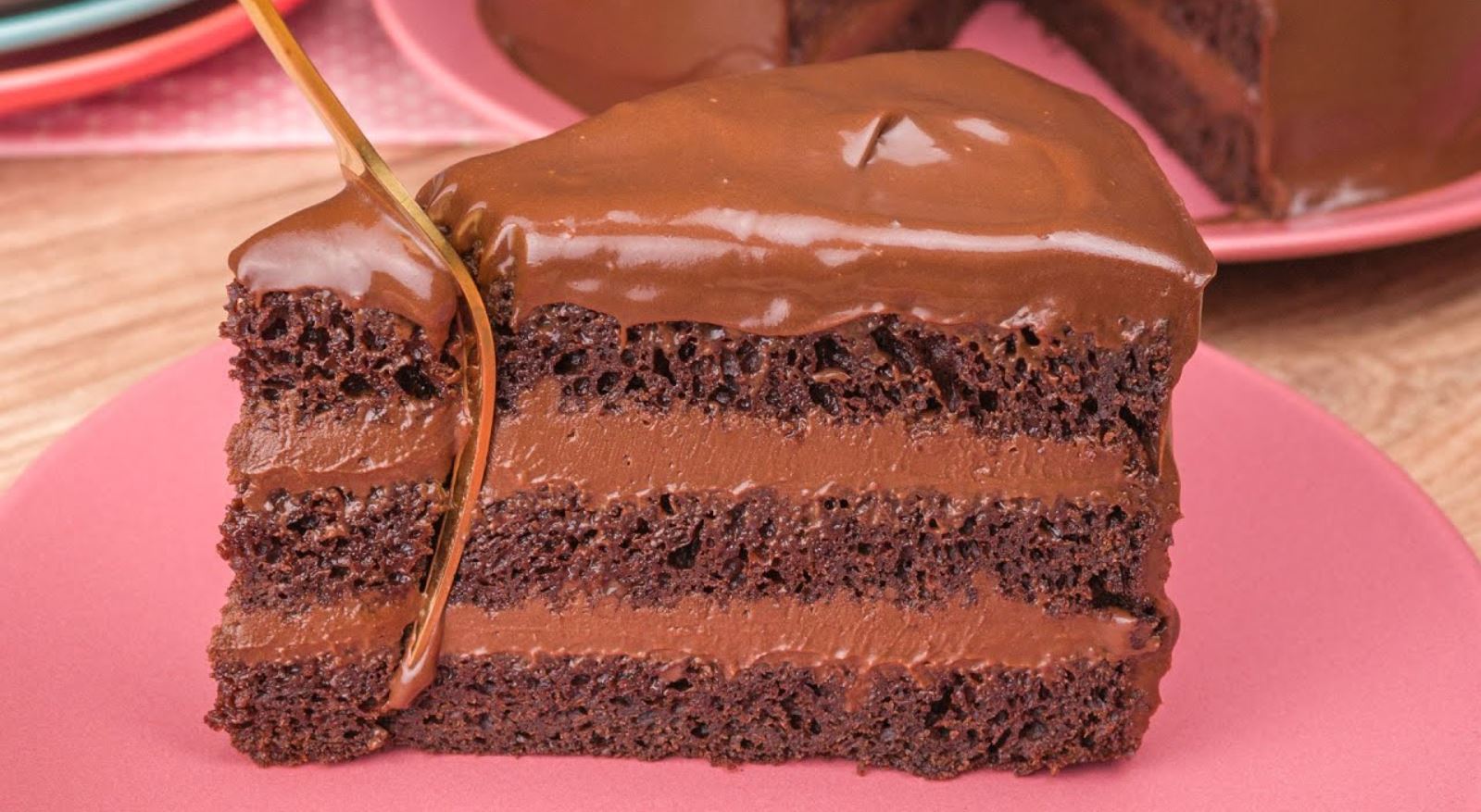 Decadent and Delicious Chocolate Cake