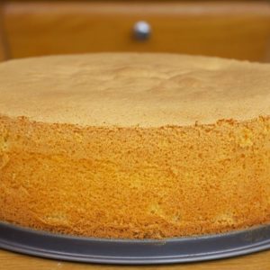 Perfectly Flat Sponge Cake
