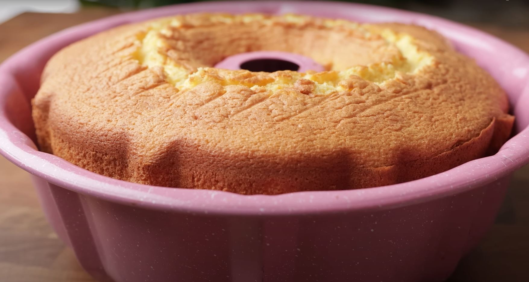 The Right Way to Make An Orange Cake
