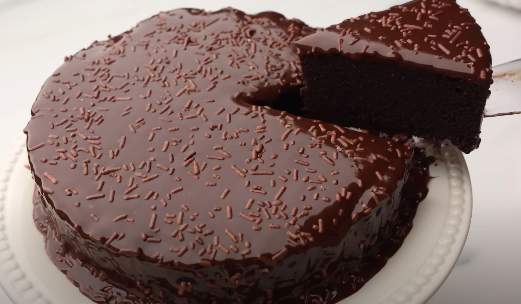 Fluffy, Family-sized Chocolate Cake With An Irresistible Taste