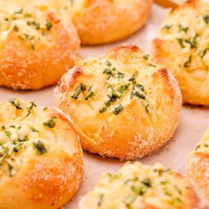 Cream Cheese Garlic Buns