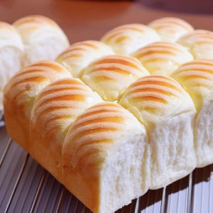 Milk and Butter Eggless Bread Buns