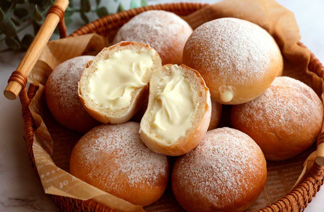 Melting Cheese Cream-Filled Bread