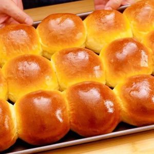 Soft and Fluffy Milk Bread Buns