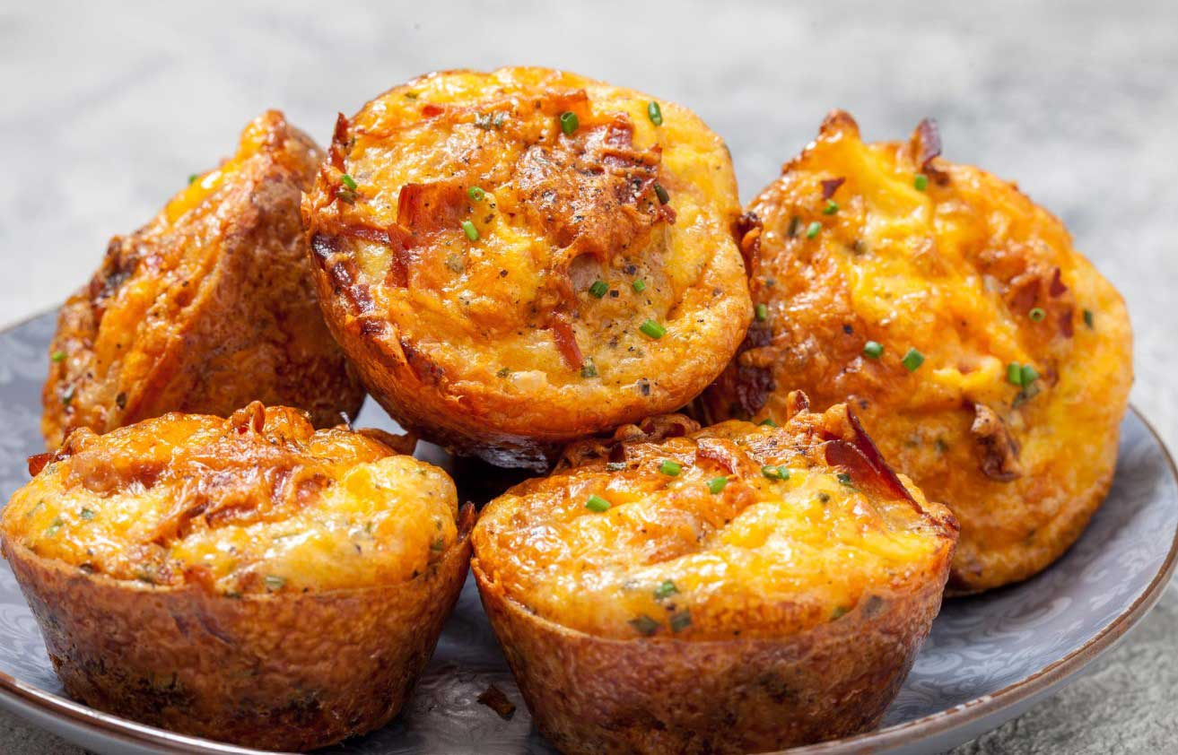 Loaded Bacon and Egg Hash Brown Muffins