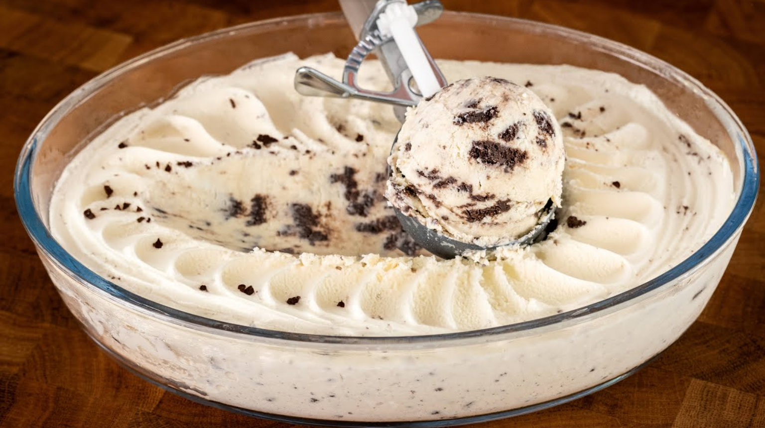 Homemade Oreo Ice Cream Recipe