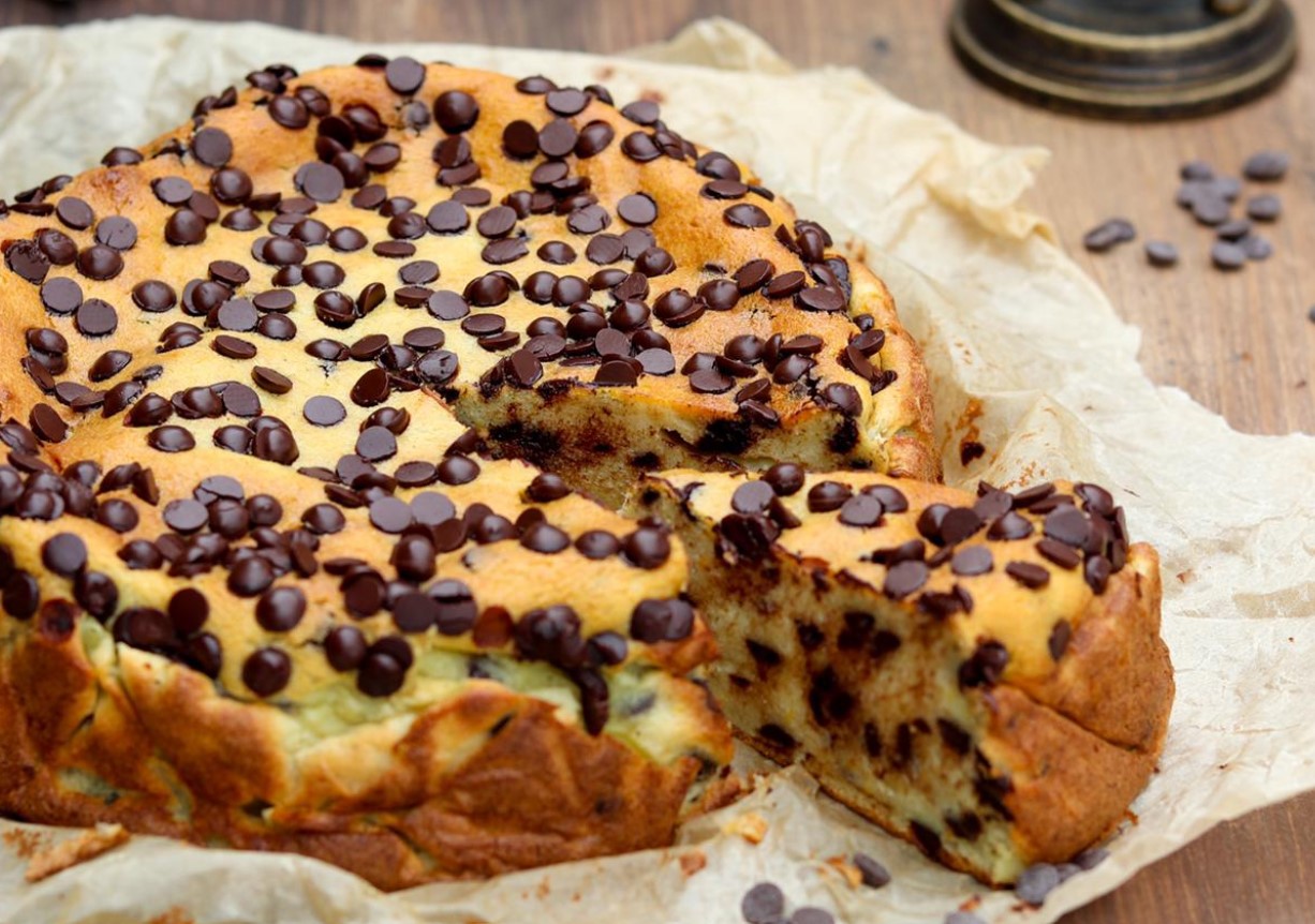 Lemon Ricotta and Chocolate Chips Cake