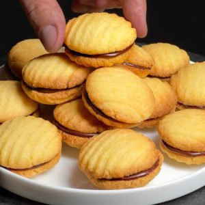 Soft Cookies with Dark Chocolate