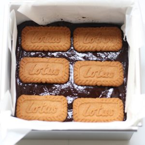 Lotus Brownies Topped with Lotus Biscuits Recipe