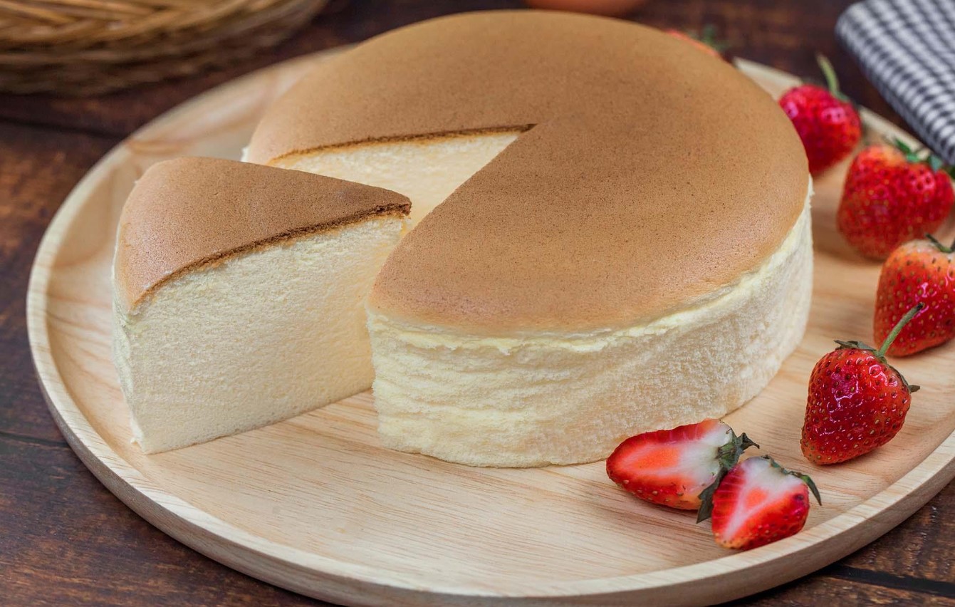 Light and Fluffy Japanese Cotton Cheesecake